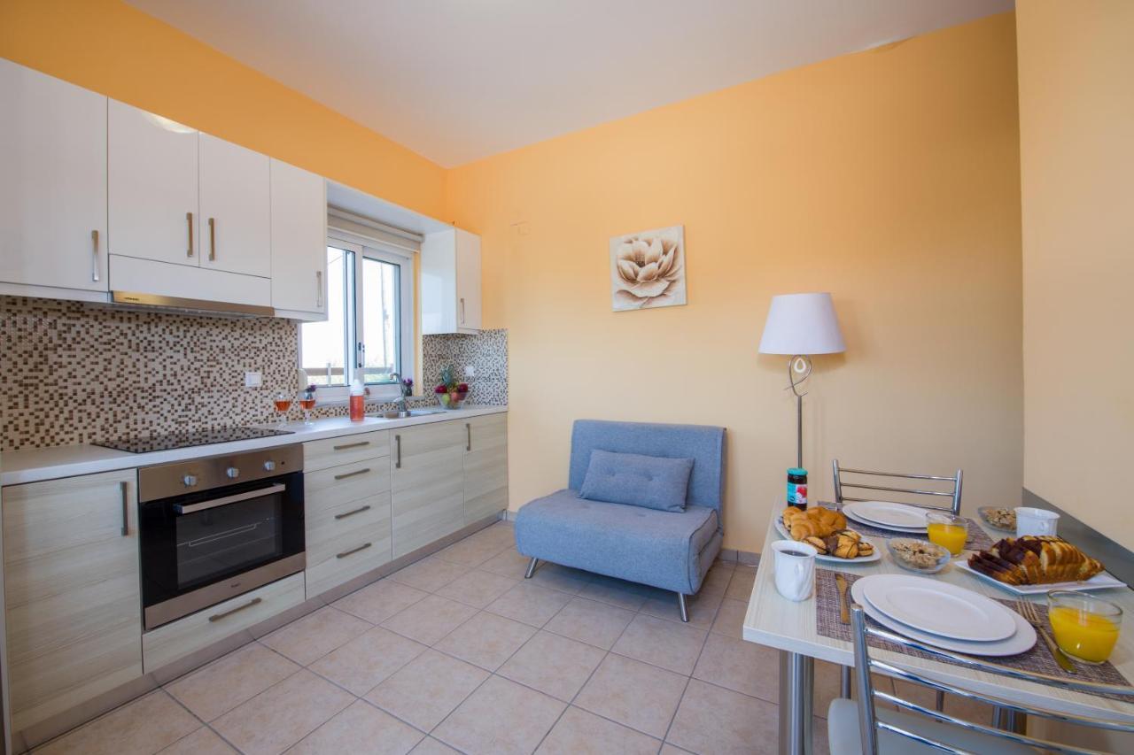 Georgia' S Apartment No1 Maleme Esterno foto